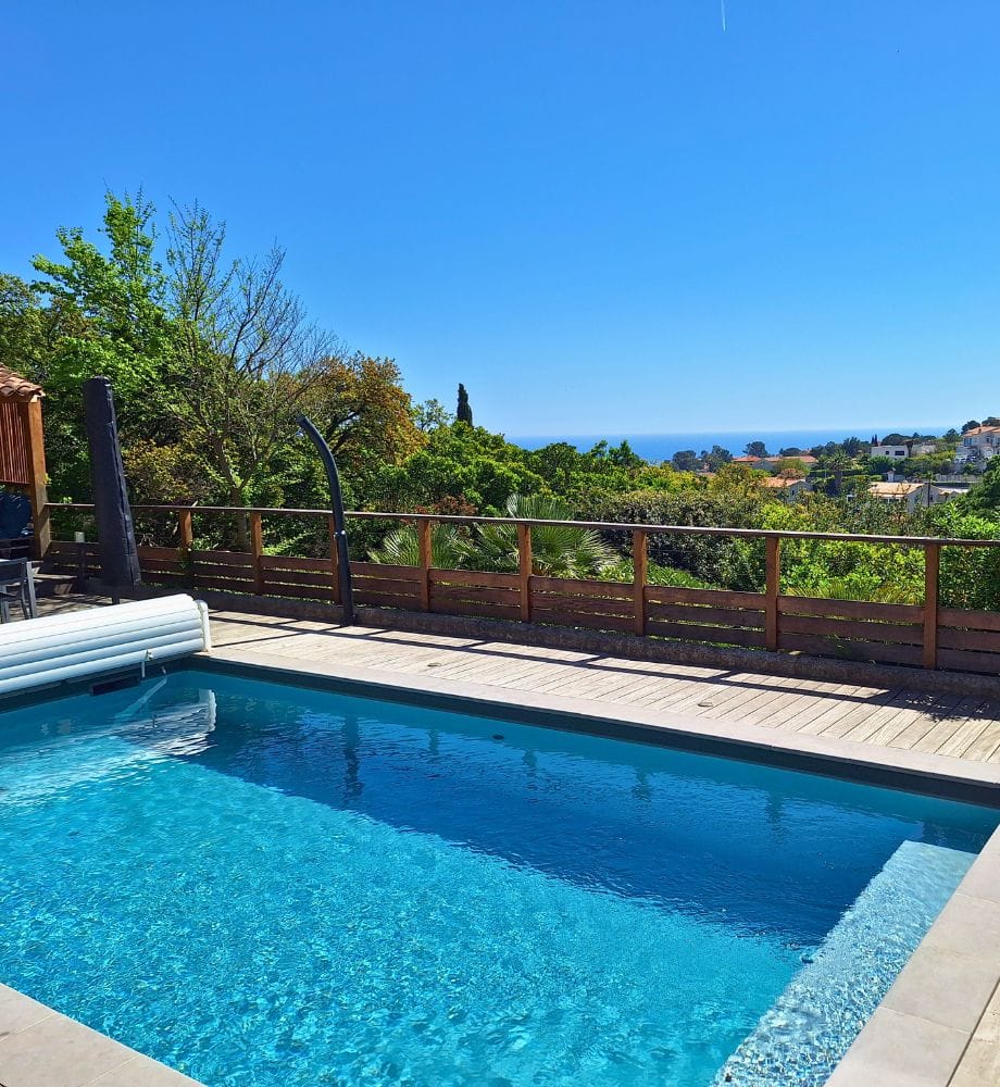 Extérieur villa de luxe Fréjus piscine privée extérieur villa de luxe Fréjus piscine privée