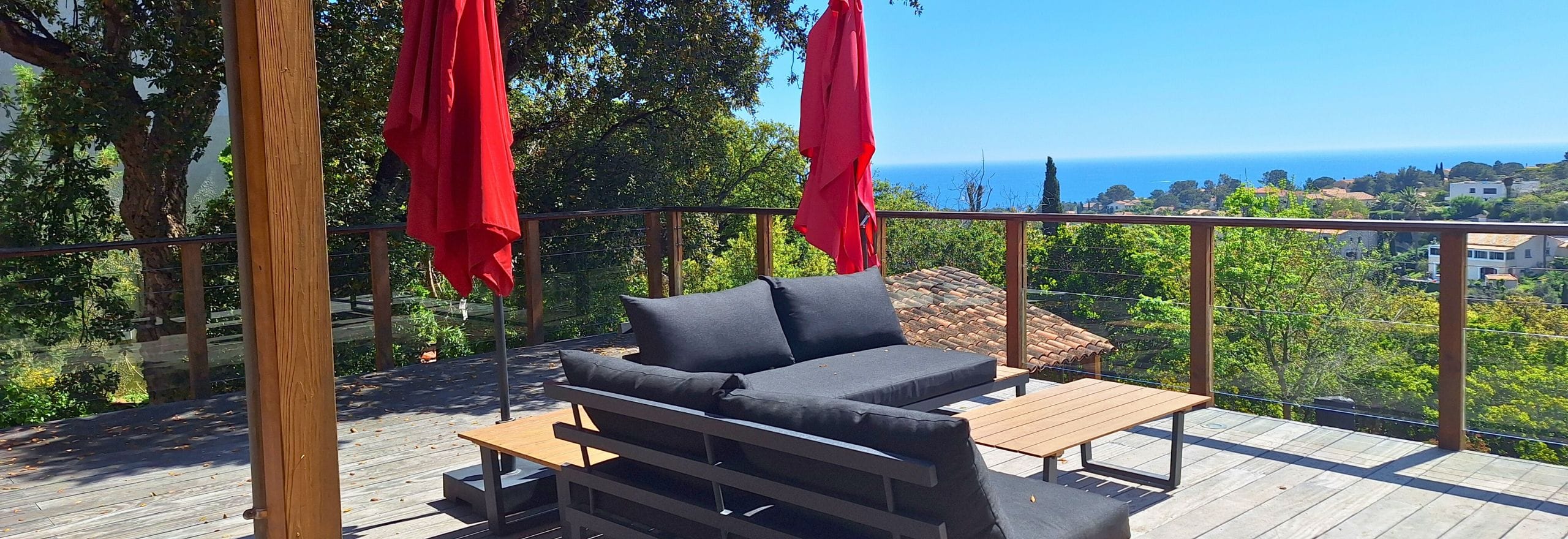 Extérieur villa de luxe Fréjus piscine privée extérieur villa de luxe Fréjus piscine privée